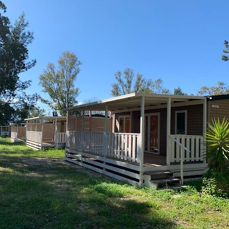 Villaggio Camping Uria Foce Varano Buitenkant foto