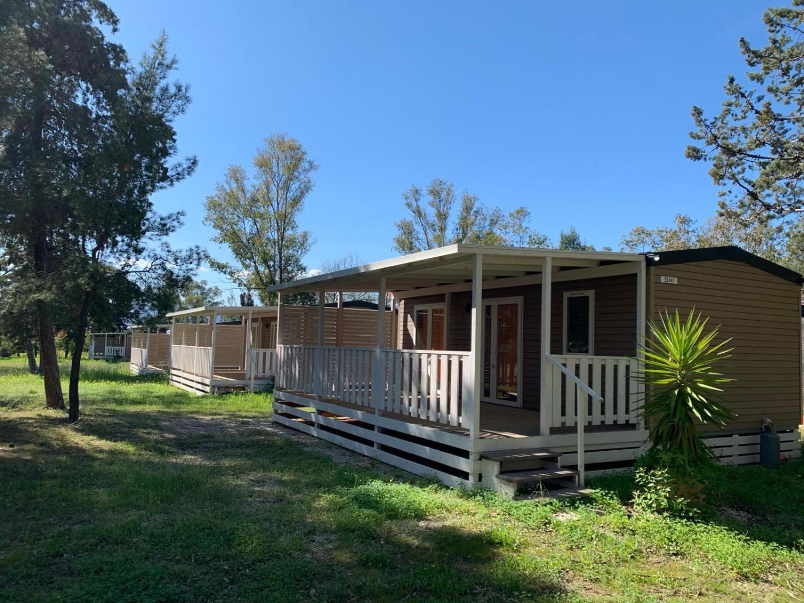 Villaggio Camping Uria Foce Varano Buitenkant foto